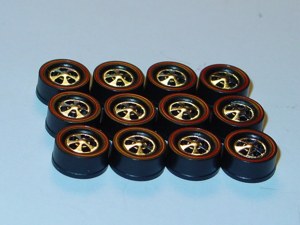 Hot Wheels Redline HK WHEEL TIRE Lote de 12 DISCO MEDIO PROFUNDO Estilo Rodamiento, ¡NUEVO! Foto 2 de 2