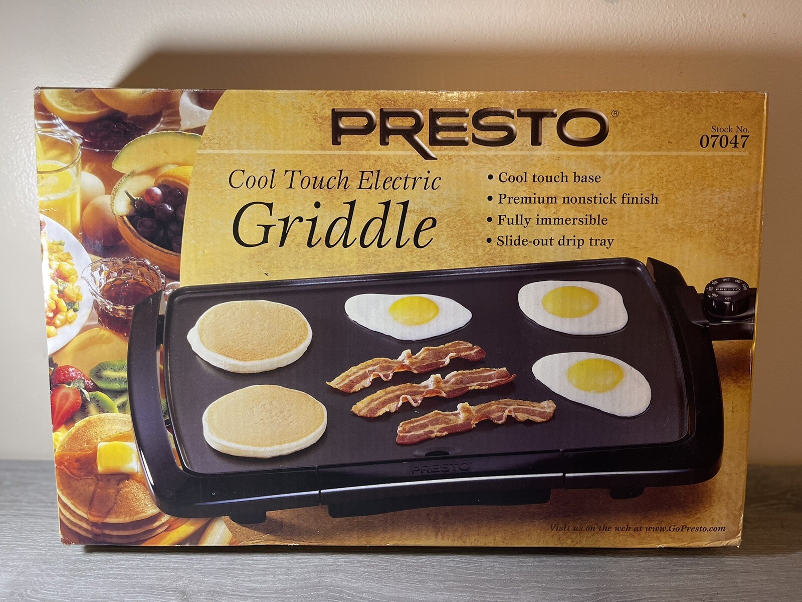 Presto CoolTouch NonStick Fully Immersible Electric Griddle 07047