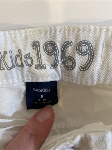 GAP KIDS 1969 Girls White Denim Jean Shorts Bermuda Length 8 Slim, EUC - Picture 3 of 5