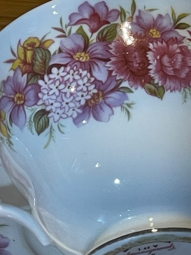 gainsborough bone china trio tea set - Picture 5 of 9