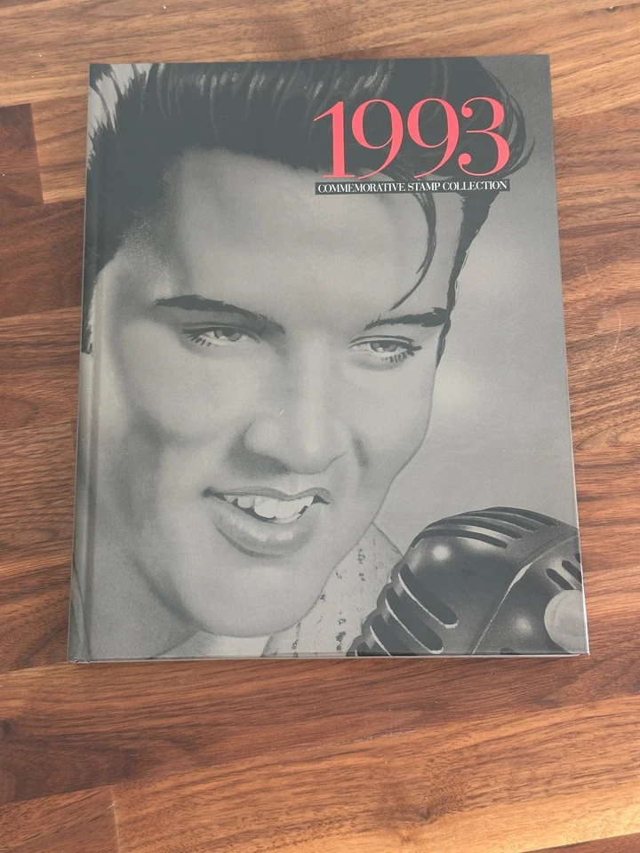 USPS 1993 Commemorative Stamp Collection. All stamps sealed in plastic. - Image 3 of 3