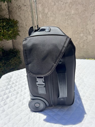 Clean! TUMI Alpha 3 Sleek 2 Wheeled Garment Bag Carry On Luggage Bag Nylon Black - Picture 5 of 13