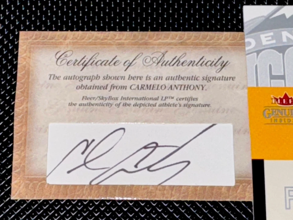 Carmelo Anthony 2003-04 Fleer Genuine RC Auto! Rookie Nuggets HOF Auto Pulls Out - Image 4 of 4