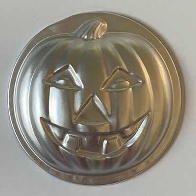 Vintage Wilton Pumpkin Cake Pan 1975 Halloween Fall Jack O'Lantern Aluminum