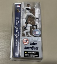 2014 McFarlane MLB Derek Jeter Commemorative Figure Two-Pack 17