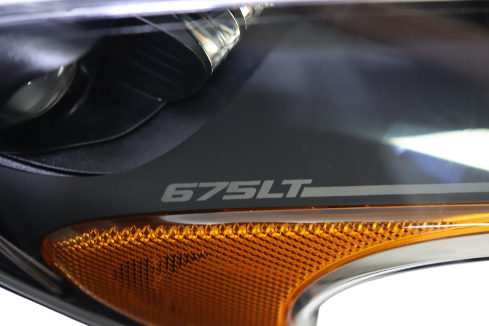McLaren 675LT 2016-2017 Front Right Headlight