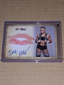 Ivy Nile WWE Signed Kiss Card Wrestler Model Collectors Expo #1