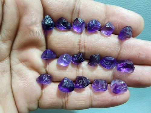 AAA+ 17 Pcs Purple Amethyst Rough Chunks Size 7-10 MM Crystal Amethyst Gemstone - Picture 2 of 9