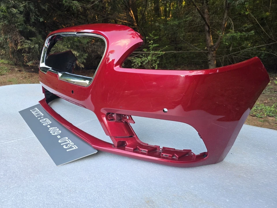 CUBIERTA PARACHOQUES DELANTERO CONTINENTAL LINCOLN 2017-2020. GD9B-17757 OEM SIN ENVÍO Foto 4 de 4