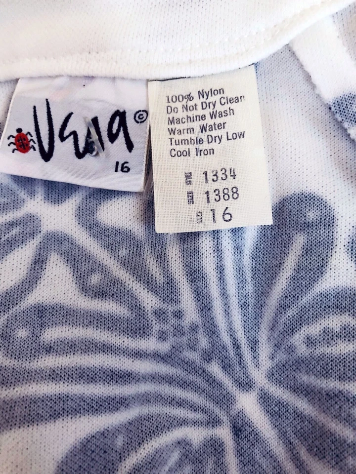 Vera Neumann 1970s Mod Polyester Sleeveless White + Blue Short sleeve Top sz 16 - Image 3 of 4