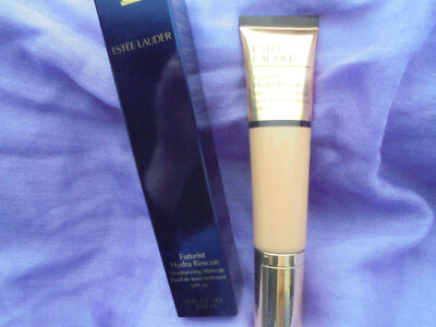 Estée Lauder Futurist Hydra Rescue Moisturizing Makeup Fb. 3N1 Ivory Beige neu