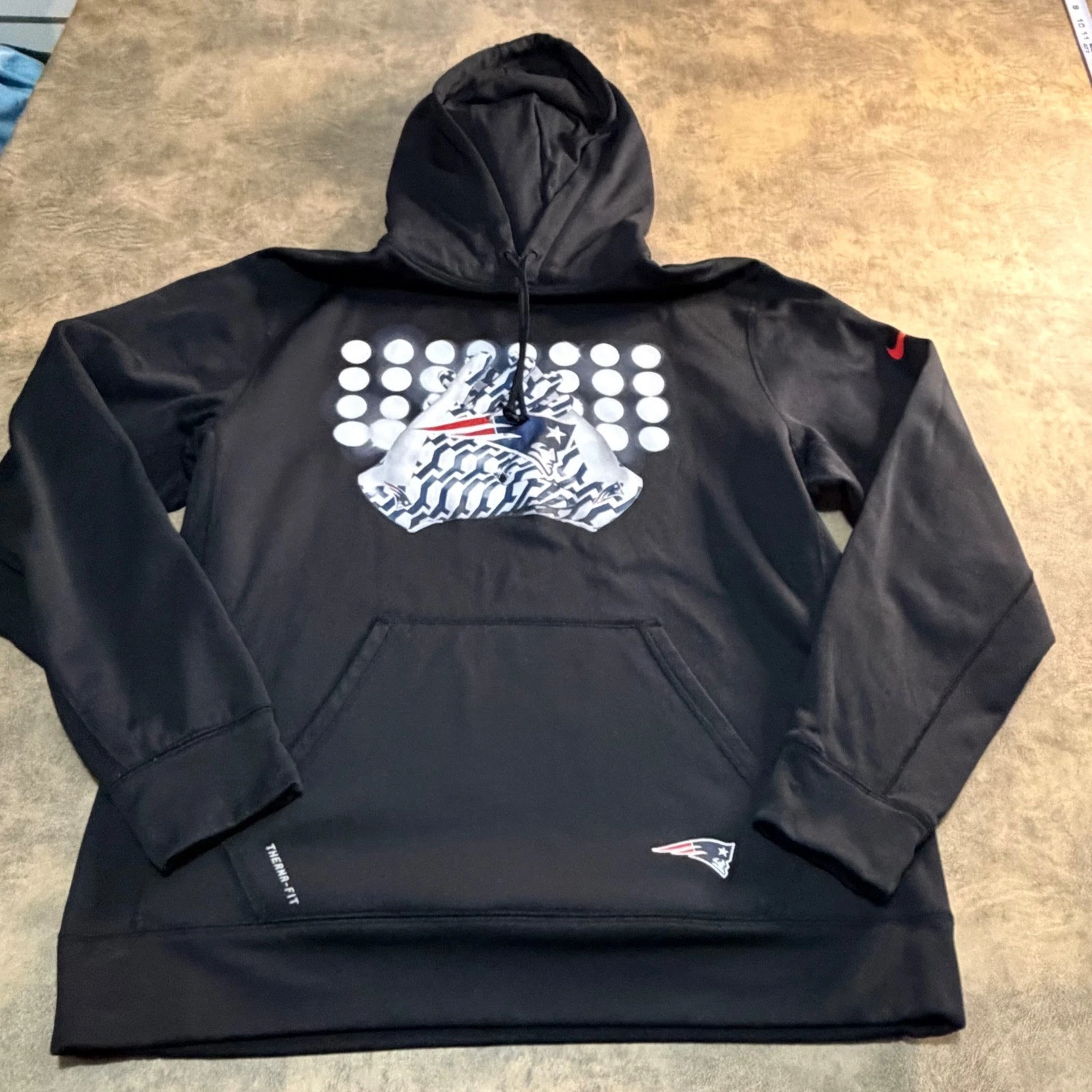 Nike New England Patriots Hoodie Mens Large Black Therma-FIT 574780-00A