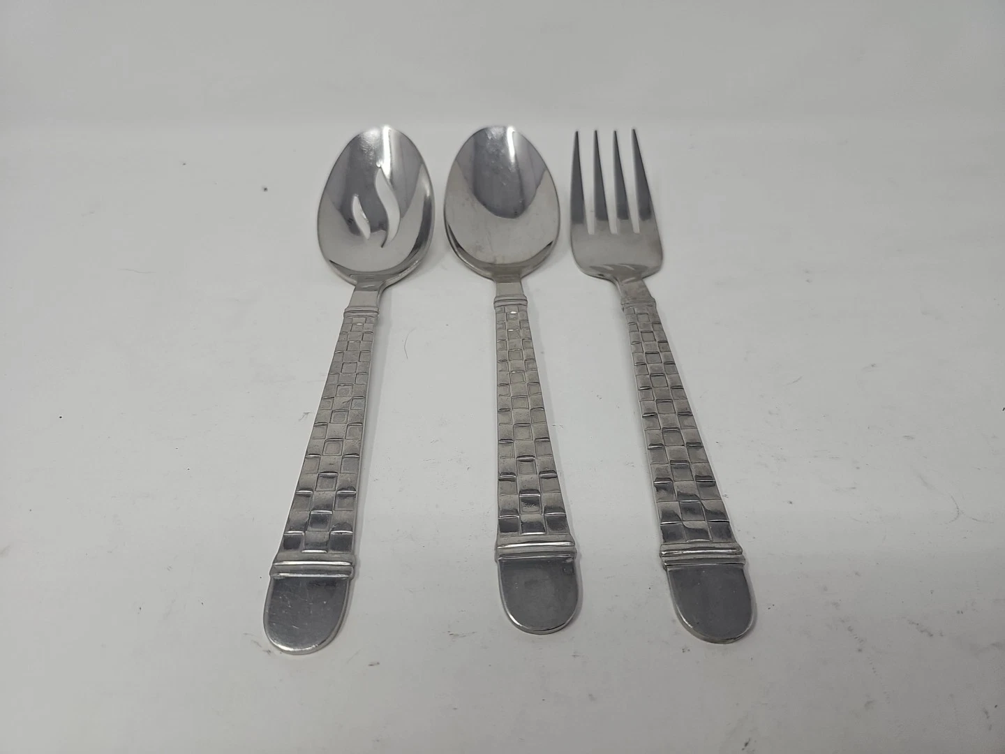 3 Pc Oneida Checkers 18/10 Stainless Serving Utensil Set