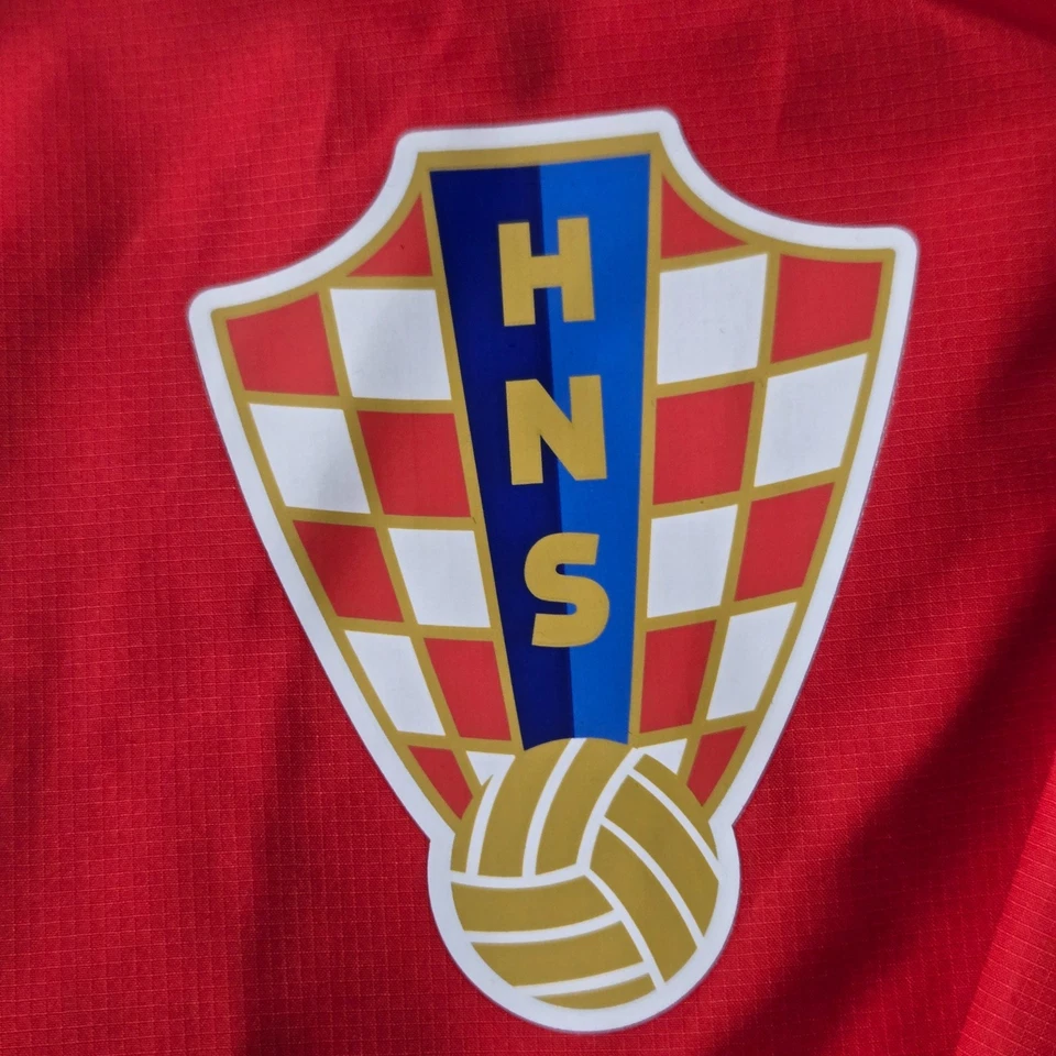 Nike Men's Full Zip Hooded Jacket Size L Red AWF Croatia National Football Team - Image 3 of 4