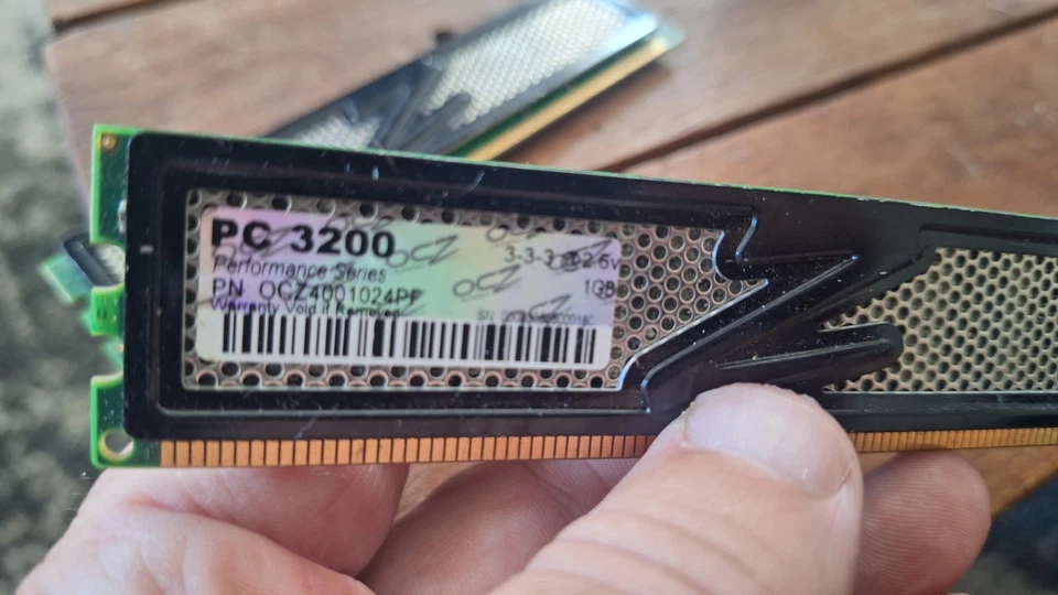 OCZ4001024PF OCZ Tech 1024MB 2X1GB DDR1 PC3200 MEMORY QTY 2 - Image 4 of 4