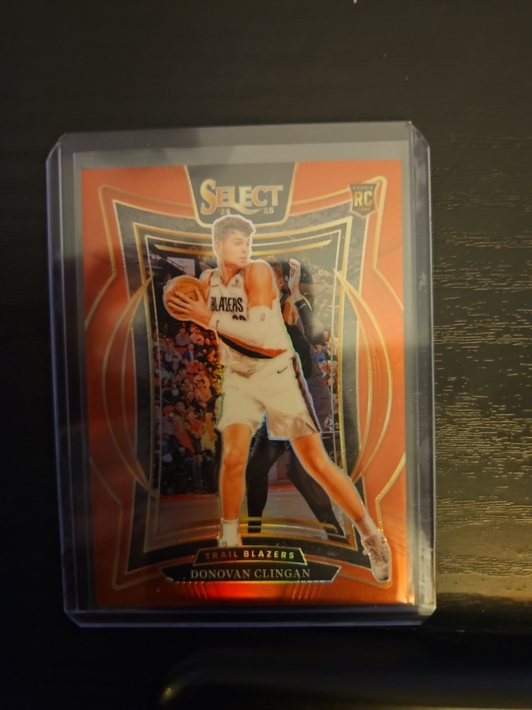 2024-25 Panini Select - Concourse Donovan Clingan #69 Red Prizm /199 (RC)