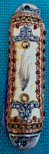 Vintage Ornate Metal Mezuzah Case Decorative Design Inserted Scripture Scroll!