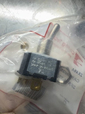 LOT OF 5  New Carling switch 2X464 Toggle Switch 2 Position 2FA54-73XG Carling