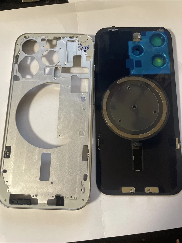 Scocca Chassis Posteriore Per Apple iPhone 15 pro Compatibile Argento Vetro - Immagine 3 di 3