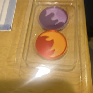 Magic: The Gathering CCG Flip Coins/Tokens, Purple & Orange Plastic (2)