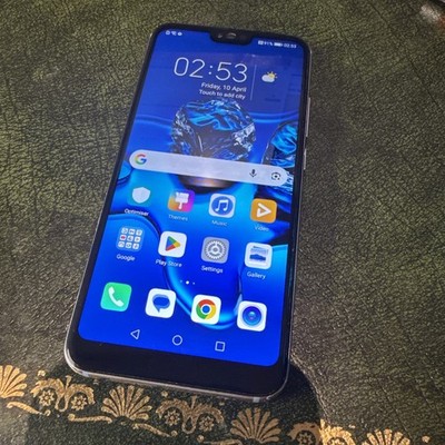 Honor 10 - 128GB - Dual Sim - 4Gb Ram