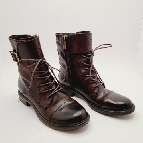 Vince Camuto Taryn Boots, Brown, Size 6 
