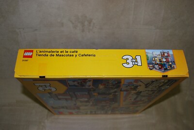 LEGO CREATOR: Townhouse Pet Shop Café (31097) for sale online - Main Image