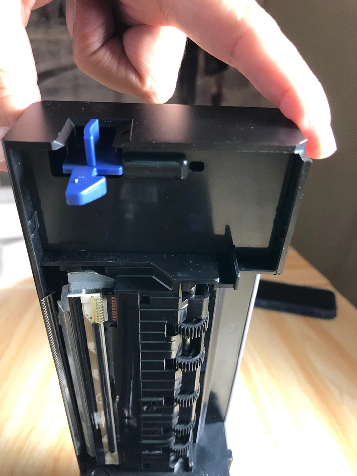 impresora termica  para  etiquetas   auto adheribles marca rollo - Image 4 of 4