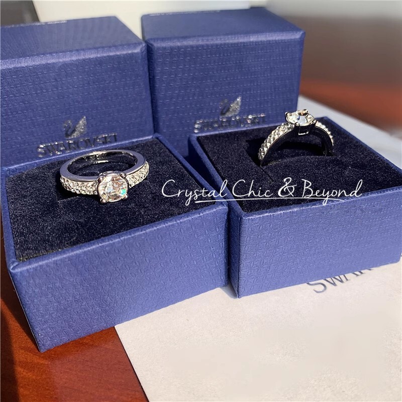 NIB AUTHENTIC SWAROVSKI Dazzle Ring Round Cut Crystal