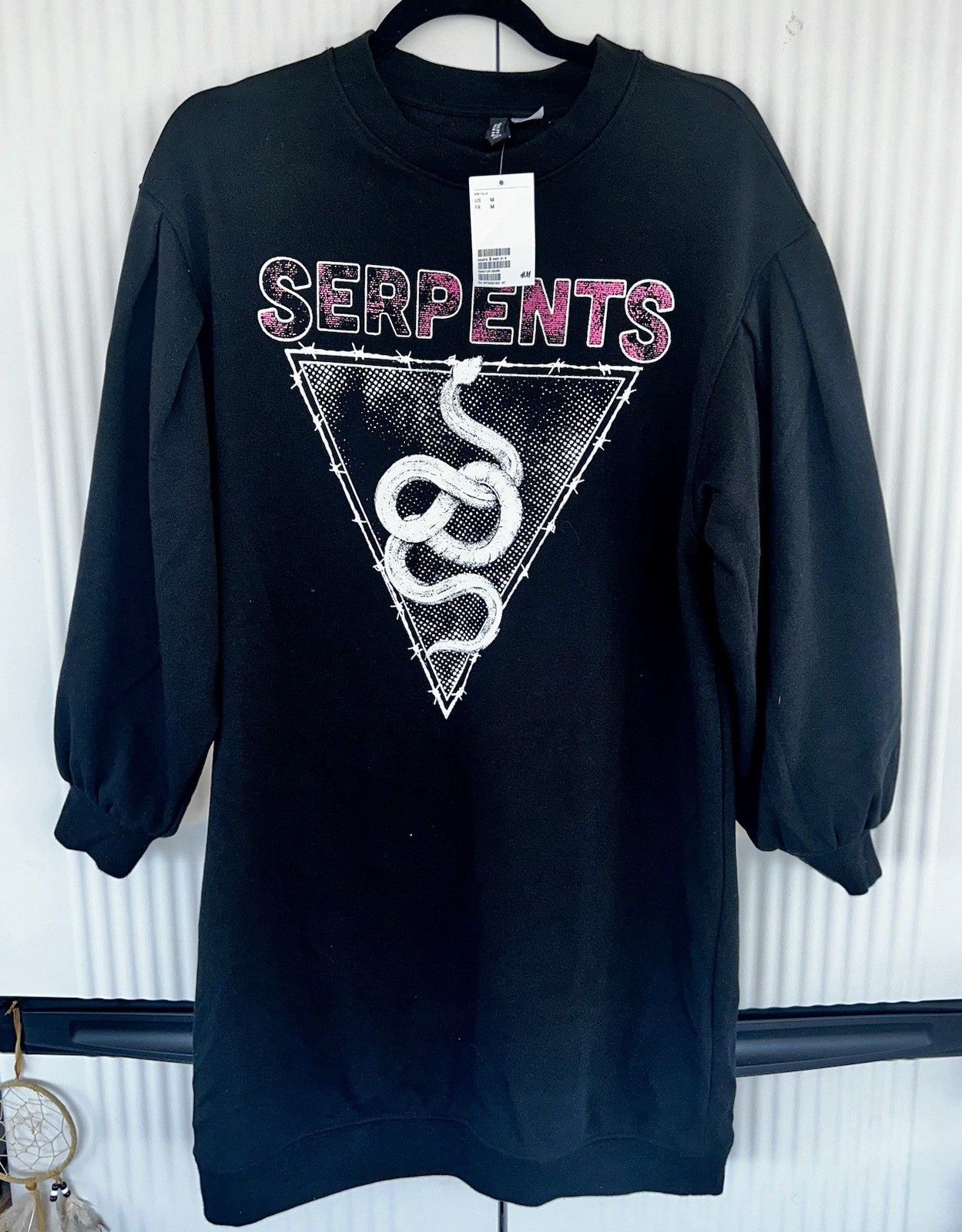 H&M Serpents Graphic Black Pullover Sweatshirt dress Women's Size Med.