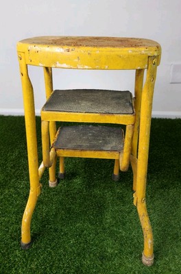 黄色ベルベットクッション ヴィンテージスツール Vintage Cosco Kitchen Step Stool Chair Rustic Retro Industrial