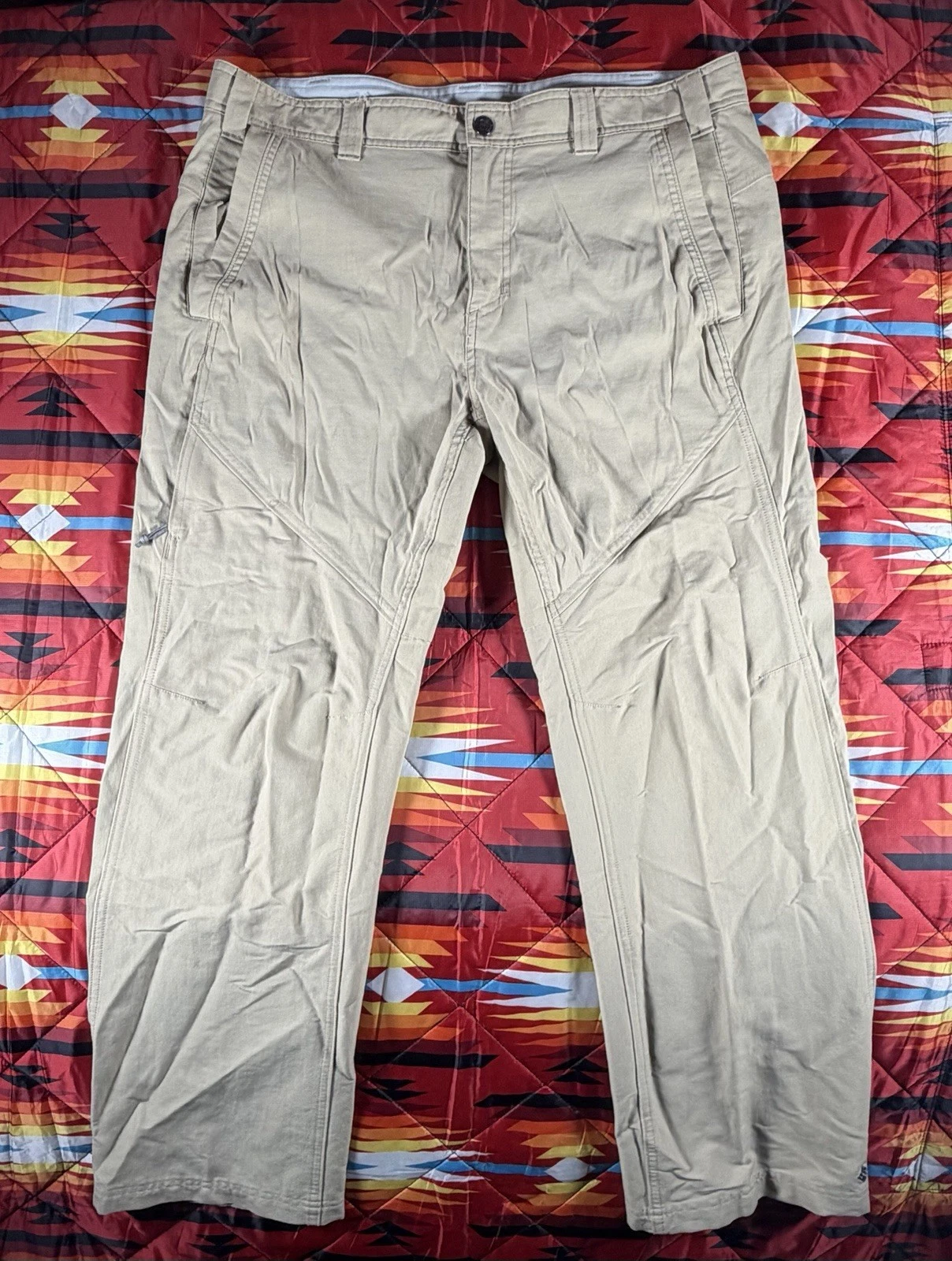 Columbia Hiking Pants Mens 36x30 Tan Khaki Omni-Shield Fishing Camping Outdoor