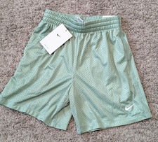 NWT Boys NIKE Athletic Shorts Size Small