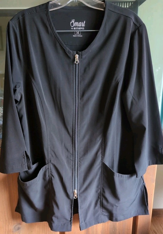 Smart By Maeven Scrub/Spa Jacket - Black - Size M