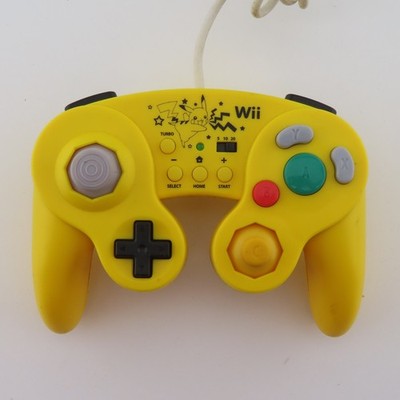 Hori WIU-079 Battle Pad Pikachu Version Controller For Nintendo Wii & Wii U