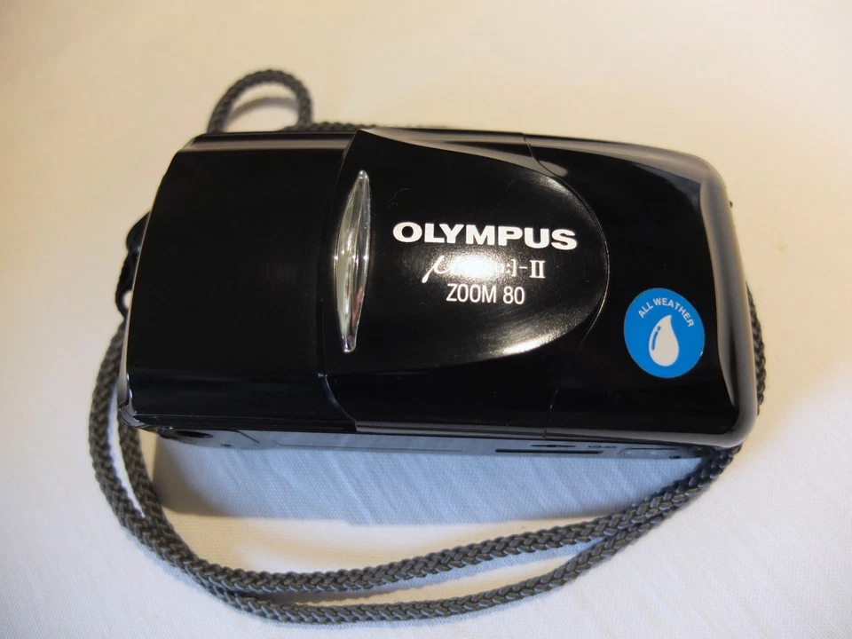 Olympus mju II Zoom 80 compact film camera - Immagine 2 di 4