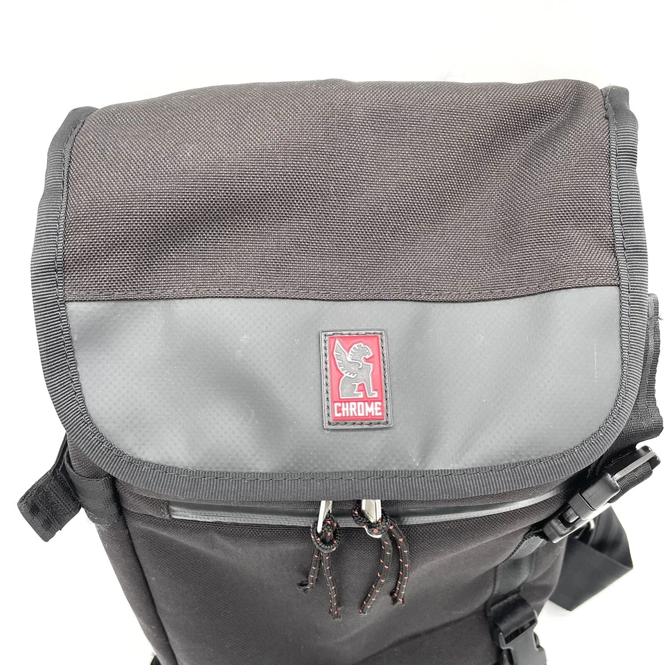 Chrome Industries NIKO Messenger Black Camera Bag Backpack Ships free from JP - Image 2 of 4
