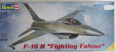 Revell Bausatz General Dynamics 1:32 F-16 N ''Fighting Falcon'' Art Nr 04738