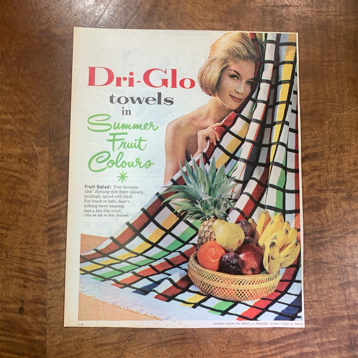 VINTAGE 1960 s DRI GLO TOWELS HOUSEHOLD KITCHEN MAGAZINE