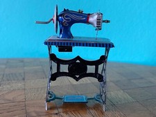 Vintage Mini Nähmaschine Für Puppenhaus 1:12 - Holznähmaschine Als Dekoration Für Barbiehaus & Miniaturmöbel