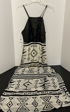 sleeveless dress up dress size large runs small  style