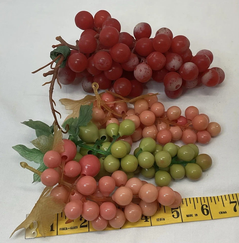 Conjunto de 3 cachos de uvas de borracha de plástico MCM vintage frutas falsas - Imagem 3 de 3