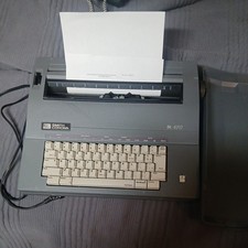 Smith Corona SL80 Typewriter With Cover Portable & Electric Works Great! - Video thumbnail