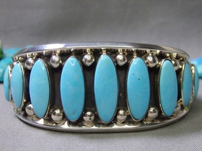 40g NAVAJO Running Bear KINGMAN TURQUOISE Sterling Silver 9Gem Row CUFF Bracelet