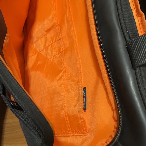 Solo New York Ace Slim Briefcase for 13'' To 15'' Laptop used Lightly with Strap - Picture 11 of 16
