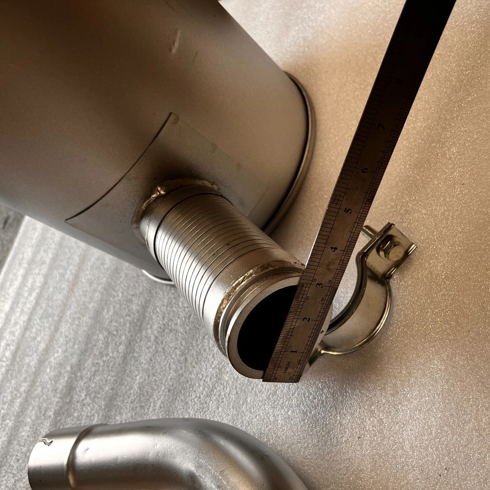 13E6-33020 Muffler Silencer FITS FOR HYUNDAI R130LC R130LC-3 R160LC-3 R130-5 - Image 3 of 4