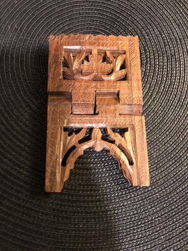 Vintage Intricate Carved Shesham Wood Bible ~ Book Holder / Rest By SARNA India - Imagen 4 de 4