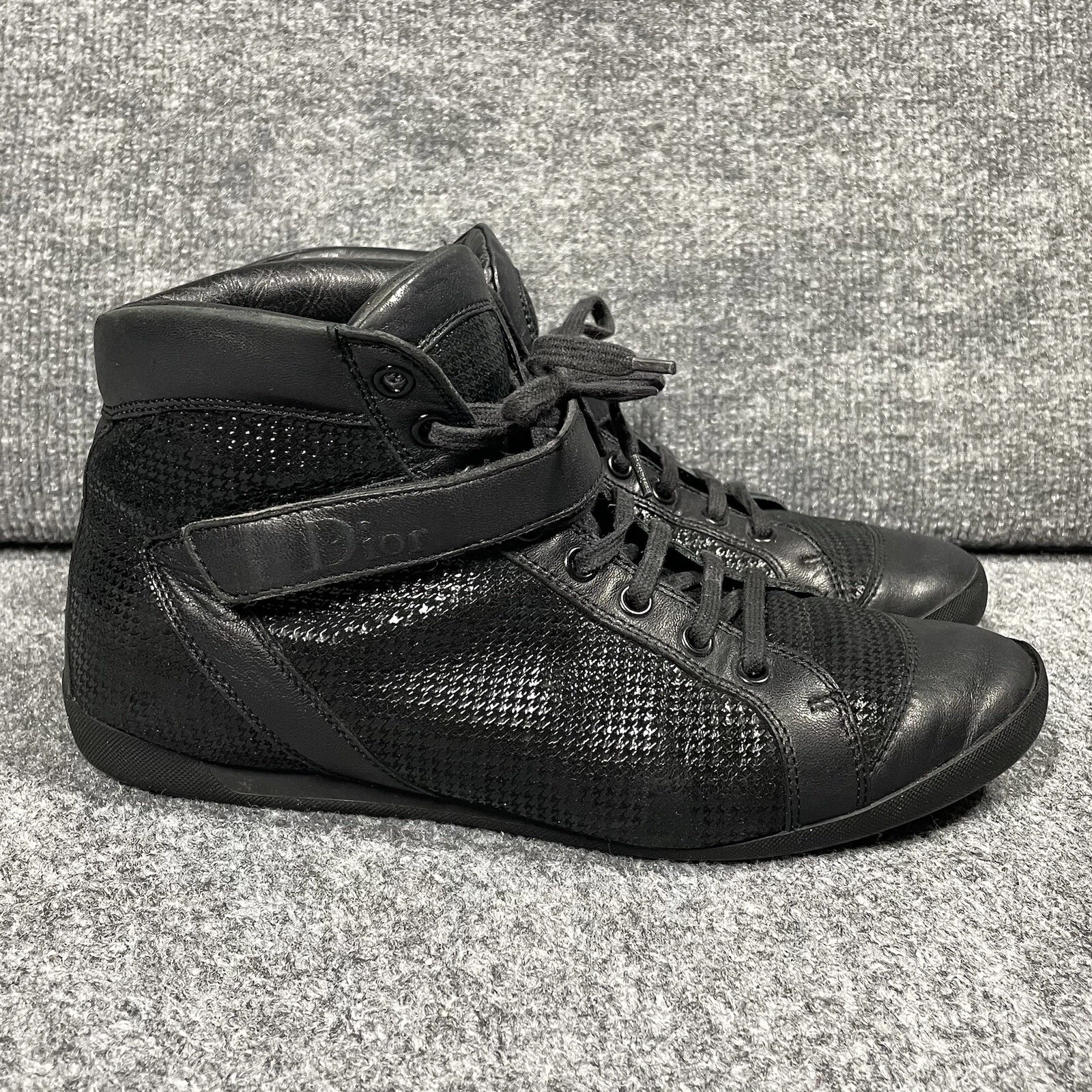 Chaussures en cuir Christian Dior pour femmes baskets hautes noires en dentelle vintage