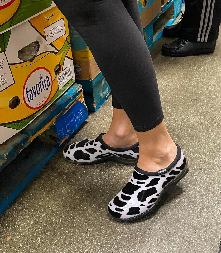 Zapatos de jardín impermeables zuecos con estampado de vaca Moo para mujer Foto 2 de 4