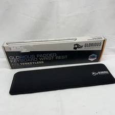 Glorious PC Gaming Race Padded Keyboard Wrist Rest - Tenkeyless - Regular